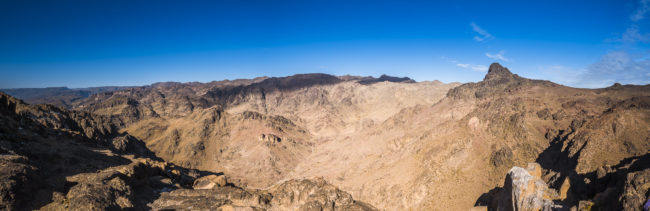 Aiezza, Morocco - GPS 31.123888, -5.771112 - Panasonic GH4 + Panasonic Lumix G Vario 12-35mm/2,8 OIS - 24mm - 1/200 - f/8.0 - ISO200