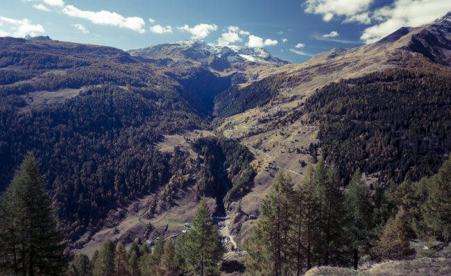 Via Lungo Po Europa, Italy - GPS 46.447833, 9.339667 - Panasonic GH4 + Panasonic Lumix G Vario 12-35mm/2,8 OIS - 24mm - 1/60 - f/8.0 - ISO200