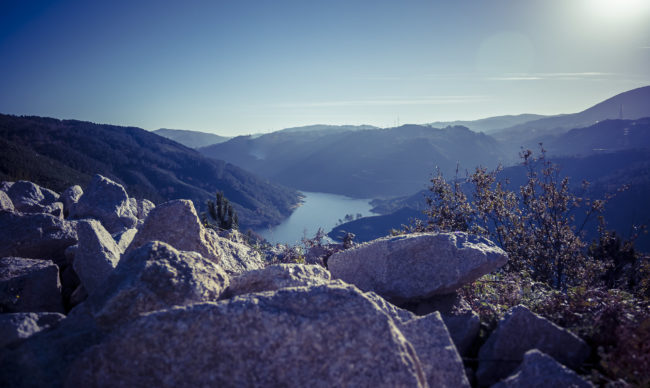Fafião, Portugal - GPS 41.698720, -8.084558 - Panasonic GH4 + Panasonic LEICA DG SUMMILUX 12mm f1.4 - 24mm - 1/6400 - f/1.4 - ISO200