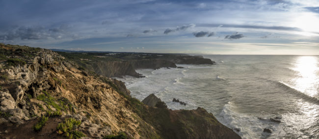 Zambujeira do Mar, Portugal - GPS 37.509722, -8.792222 - Panasonic GH4 + Panasonic Lumix G Vario 12-35mm/2,8 OIS - 24mm - 1/160 - f/8.0 - ISO200