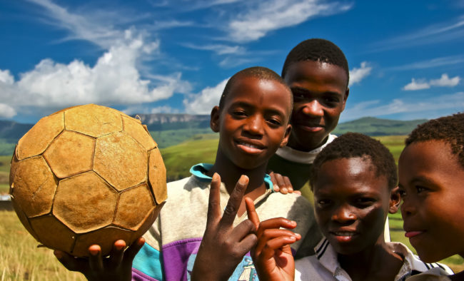 Game Wood, South Africa - GPS -29.227158, 29.691393 - Canon EOS 20D + Canon EF-S 17-85mm f/4-5.6 IS USM -  - 0/1 - f/8.0 - ISO100