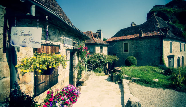 Gouaux-de-Larboust, France - GPS 44.464762, 1.668273 - Canon EOS 7D + Tokina AF 11-16mm f/2.8 AT-X Pro DX -  - 1/160 - f/8.0 - ISO100