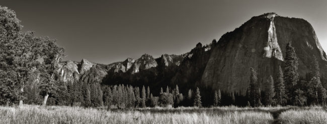 Yosemite Village, United States - GPS 37.738172, -119.606122 - Canon EOS 7D + Tokina AF 11-16mm f/2.8 AT-X Pro DX -  - 0/1 - f/8.0 - ISO100