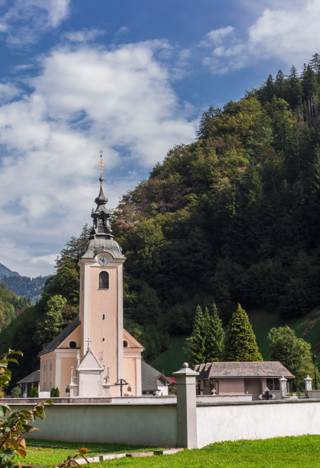 Petrovo Brdo, Slovenia - GPS 46.227388, 14.011688 - SONY DSC-RX100 + 28-100mm F1.8-4.9 - 65mm - 1/125 - f/8.0 - ISO80