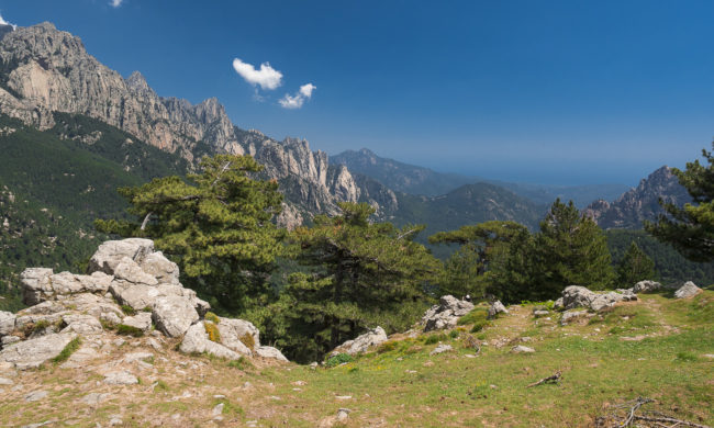 Village de Bavella, France - GPS 41.797202, 9.225645 - Panasonic GH4 + Panasonic Lumix G Vario 12-35mm/2,8 OIS - 24mm - 1/160 - f/8.0 - ISO200