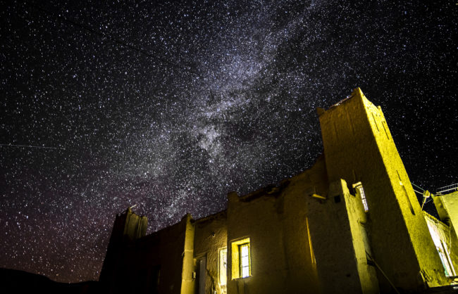 Bou Tarhbalout, Morocco - GPS 32.196433, -5.642258 - Panasonic GH4 + Panasonic LEICA DG SUMMILUX 12mm f1.4 - 24mm - 30/1 - f/1.4 - ISO400