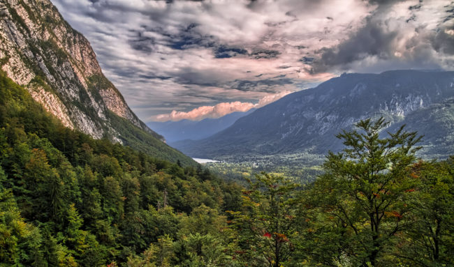 Pri Jezeru, Slovenia - GPS 46.292637, 13.797573 - Canon EOS 7D + Sigma 17-50mm, F2,8 EX DC OS HSM -  - 1/13 - f/8.0 - ISO100