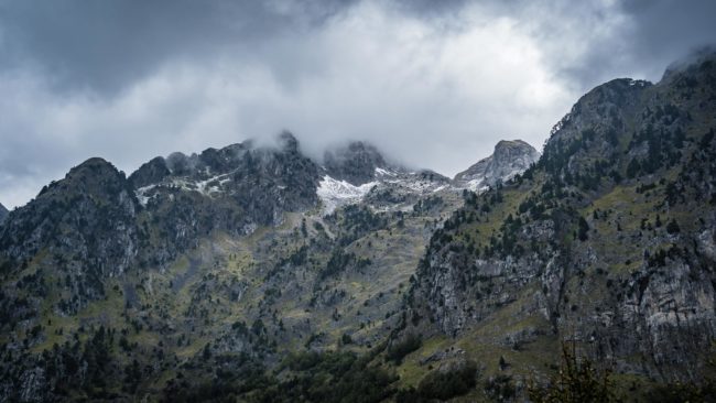 Kaprejë, Albania - GPS 42.391776, 19.706748 - Sony A7III + SONY FE 24-105mm, F4 G OSS - 48mm - 1/40 - f/4.0 - ISO100