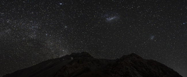 Campamento Embalse El Yeso, Chile - GPS -33.648055, -70.058333 - Sony A7III + Laowa 15mm f/2 -  - 10/1 - f/2.0 - ISO5000